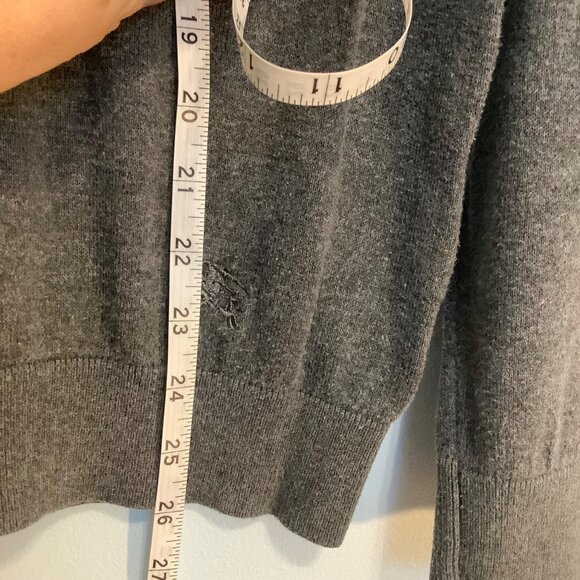 ✨ Burberry Brit Women’s Top – Size M – Gray w/ Shoulder Details – Soft + Chic - Picture 6 of 13